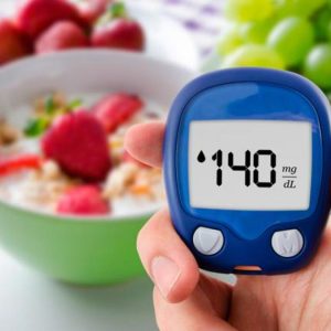 La Diabetes se diagnostica midiendo la cantidad de glucosa en la sangre (Glucemia). La forma ideal es medirla en la sangre venosa y con la persona en ayunas. 